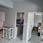 Lilian Apartmanhaz Siófok