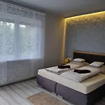 Lilian Apartmanhaz Apartment Siofok