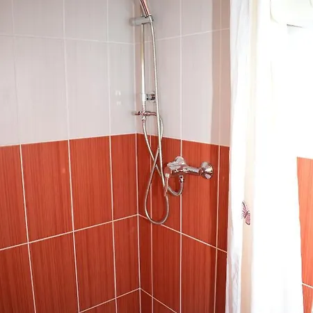 Lilian Apartmanhaz Διαμέρισμα Σίοφοκ