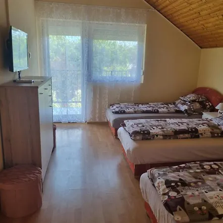 Διαμέρισμα Lilian Apartmanhaz *