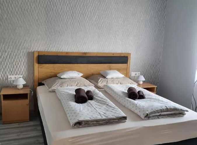 Апартаменты Lilian Apartmanhaz *