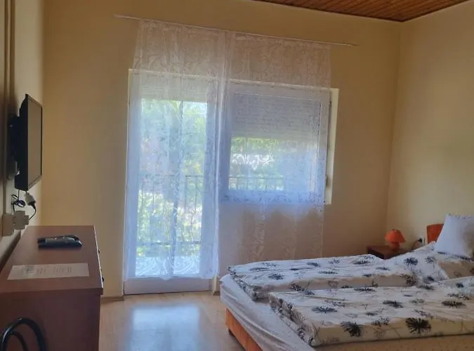 Lilian Apartmanhaz Апартаменты