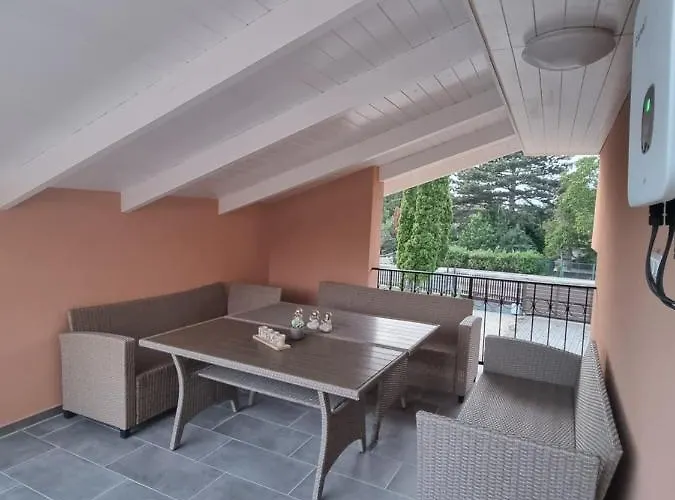 Lilian Apartmanhaz Daire Siofok