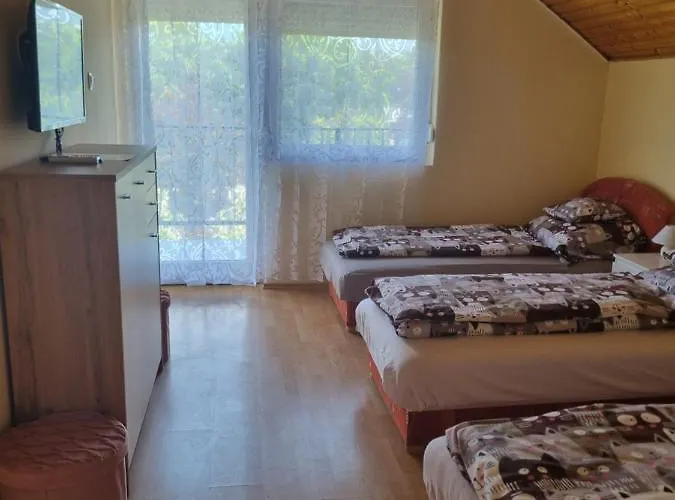 Апартаменты Lilian Apartmanhaz *