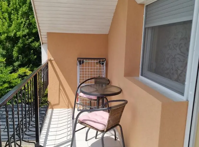 Lilian Apartmanhaz Апартаменты *